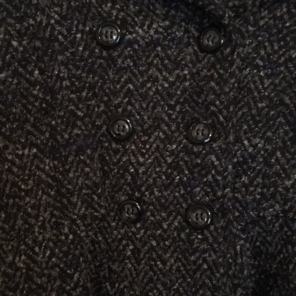 Coat - Picture 4 of 4